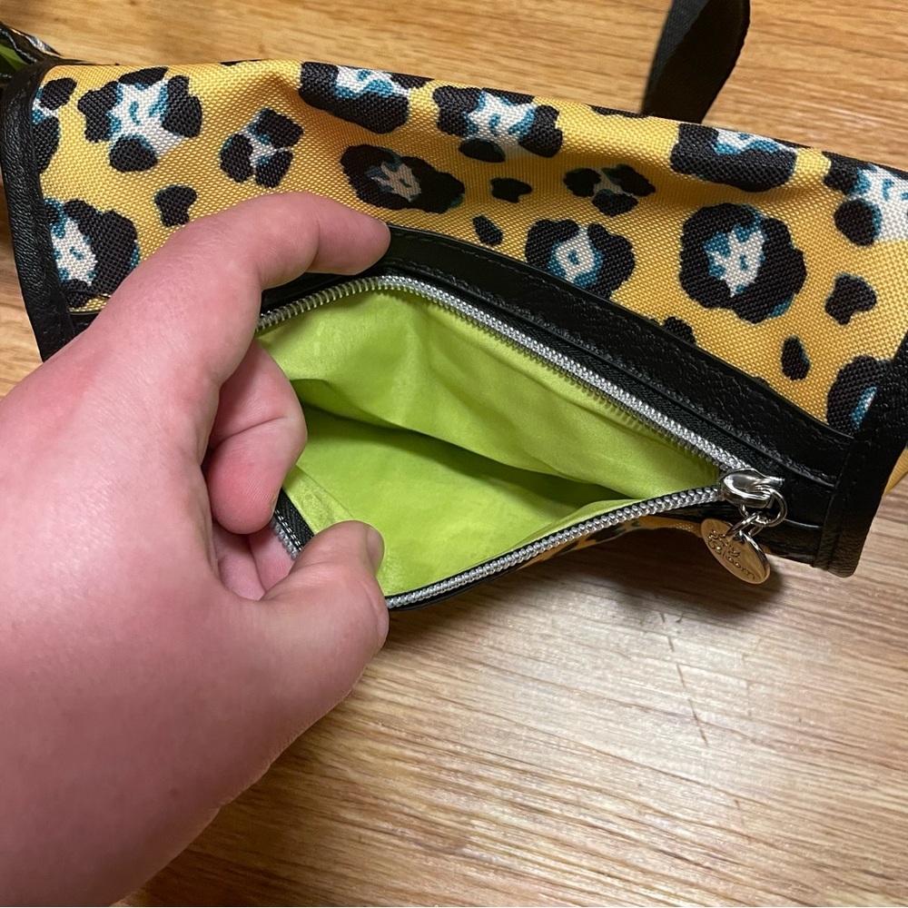 NWT Lily Bloom Julia Crossbody, Bold Graphics Yellow Black Leopard Print - Picture 5 of 10